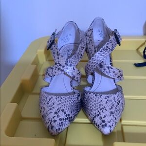 Life Stride Cream and Black Heels with Elegant Design